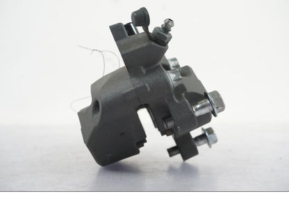 Höger sida på Bromsok från en Kawasaki Z 900 -2019 motorcykel.