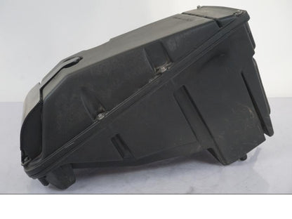 Framsidan på Luftburk från en KTM 1290 Super Duke R -2018 motorcykel.