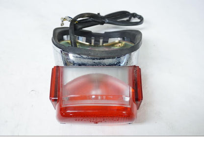 Snett uppifrån på Baklampa från en Yamaha XV 125 -1998 motorcykel.