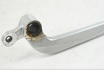 Baksidan på Bromspedal från en Yamaha YZF 1000 R1 -2009 motorcykel.