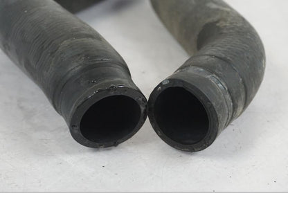 Vänster sida på Vattenkyl Slang Set från en Husqvarna 701 SUPERMOTO ABS -2016 motorcykel.