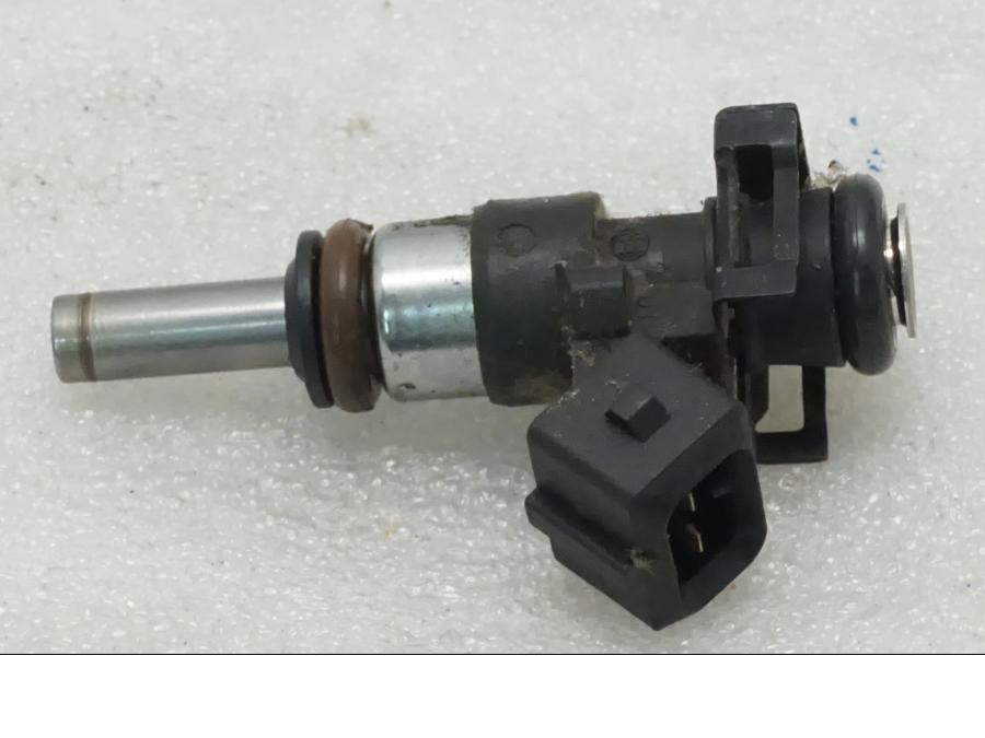 Framsidan på Spridare från en BMW F 800 R -2011 motorcykel.