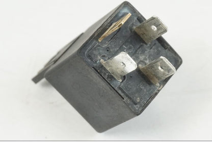 Extrabild1 på Relä från en AJP PR7 -2021 motorcykel.