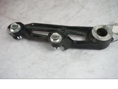 Framsidan på Bromsoksfäste från en Yamaha FJ 1200 -1991 motorcykel.