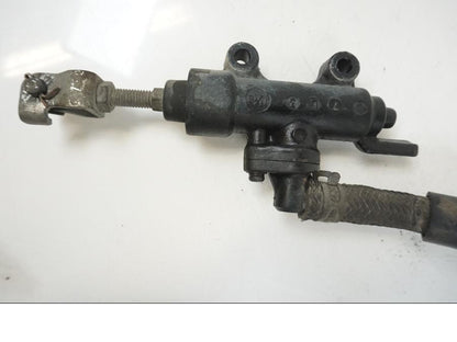 Snett nerifrån på Bromshuvudcylinder från en Honda XL 1000 V -2008 motorcykel.