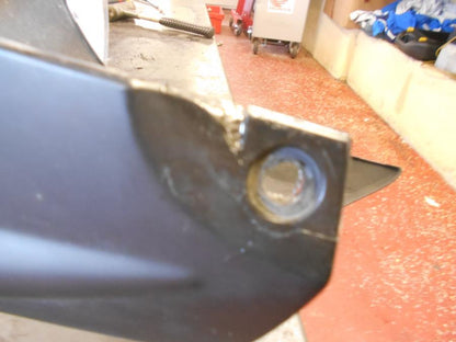 Snett nerifrån på Magkåpa från en Honda CBR 125 R -2006 motorcykel.