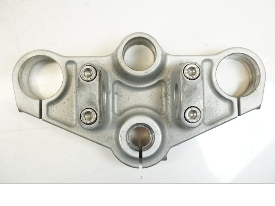 Höger sida på Gaffelkrona från en BMW F 650 CS -2003 motorcykel.