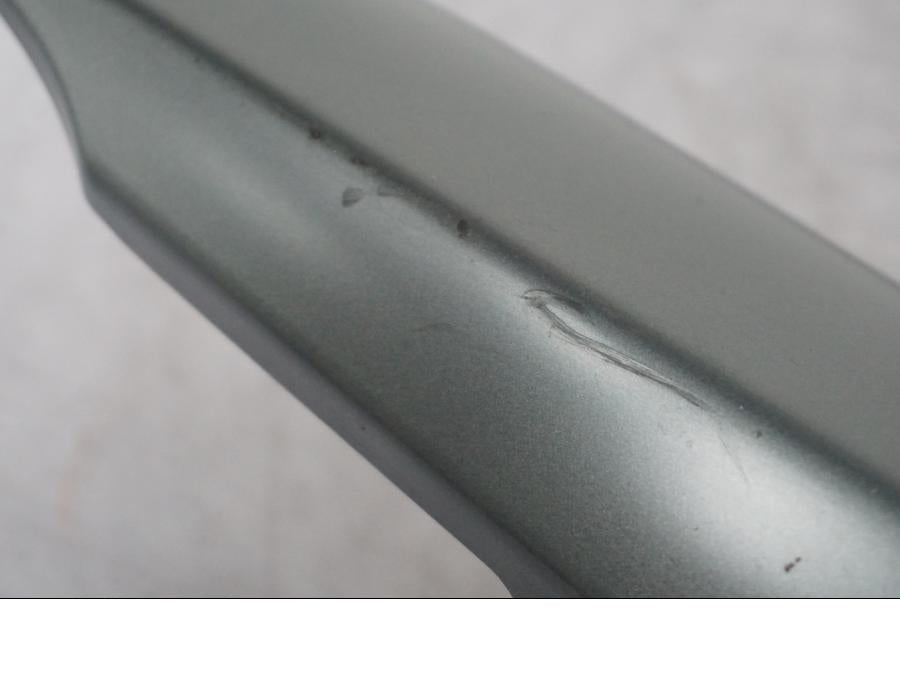 Vänster sida på Sidopanel från en BMW R 1200 R -2007 motorcykel.