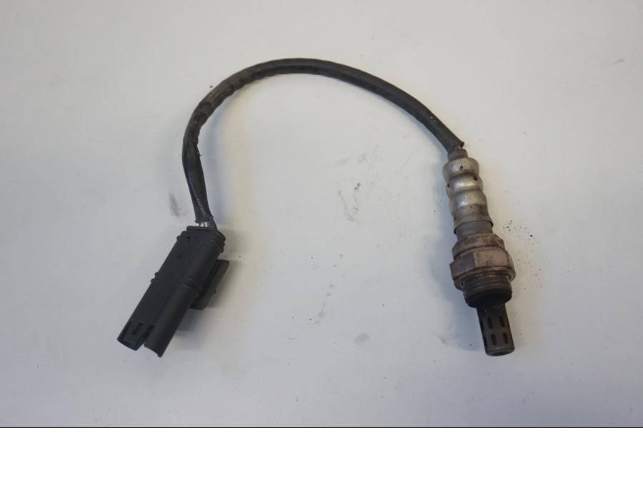 Framsidan på Lambdasond från en BMW R 1200 GSA -2011 motorcykel.