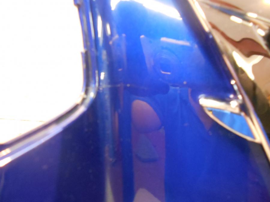 Snett uppifrån på Bensintankskåpa från en Honda GL 1800 -2001 motorcykel.