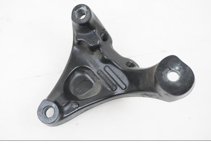 Höger sida på Sidostödsfäste från en KTM 1290 Super Adventure S -2022 motorcykel.