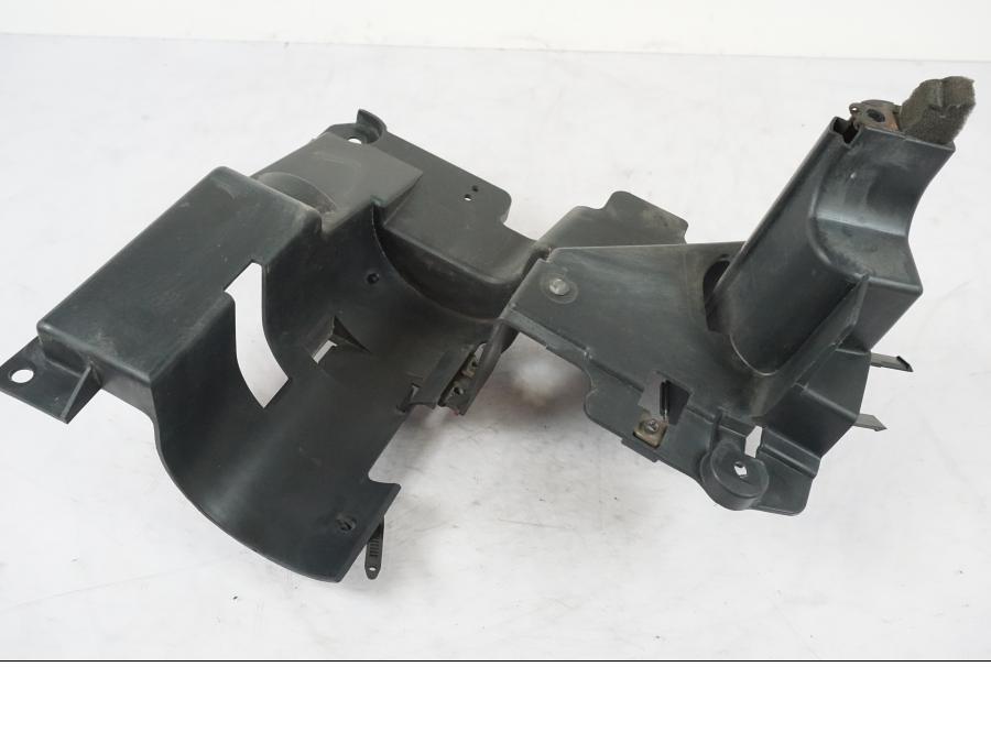 Extrabild2 på Plast från en Yamaha XVS 1100 -2000 motorcykel.