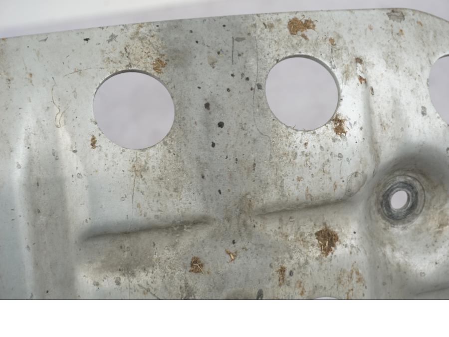 Höger sida på Hasplåt från en BMW R 1200 GS -2005 motorcykel.