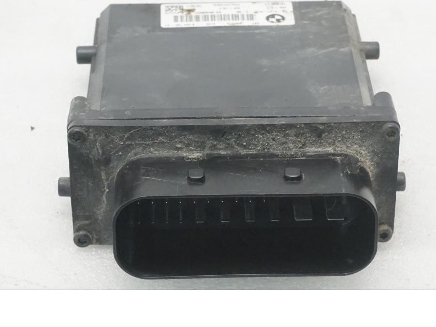 Framsidan på ESA Control Unit från en BMW R 1200 GSA -2017 motorcykel.