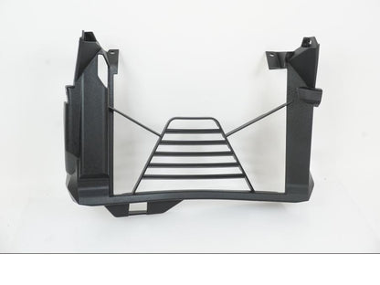 Framsidan på Vattenkylkåpa från en BMW F 900 XR -2023 motorcykel.