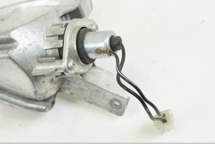 Snett nerifrån på Blinkers från en Suzuki GSX-R 750 -2008 motorcykel.