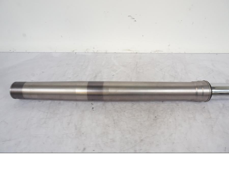 Snett uppifrån på Gaffelben från en KTM 640 SM -2005 motorcykel.