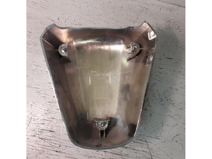 Baksidan på Dekorkåpa från en Kawasaki VN 900 -2007 motorcykel.