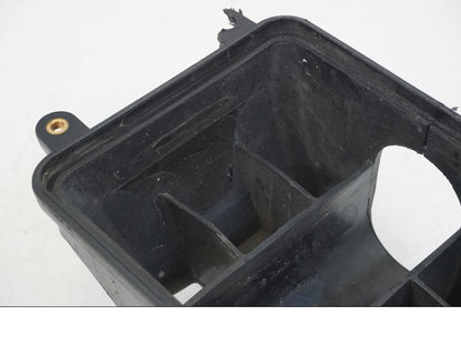 Extrabild2 på Luftintag från en Ducati Streetfighter V4 -2020 motorcykel.