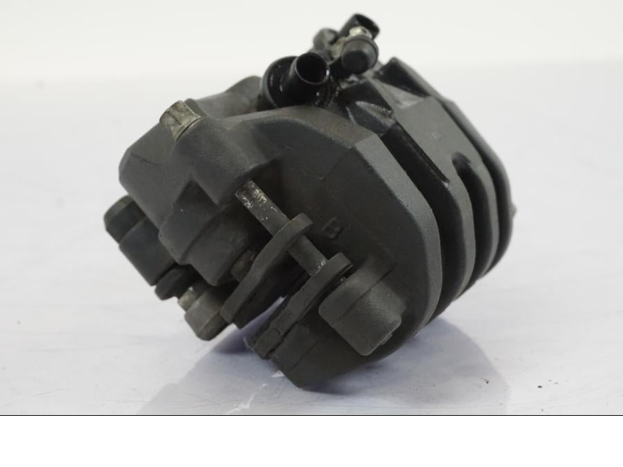 Vänster sida på Bromsok från en Honda NT 700 -2008 motorcykel.