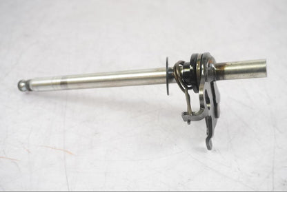 Höger sida på Växelarm från en KTM 125 Duke -2017 motorcykel.