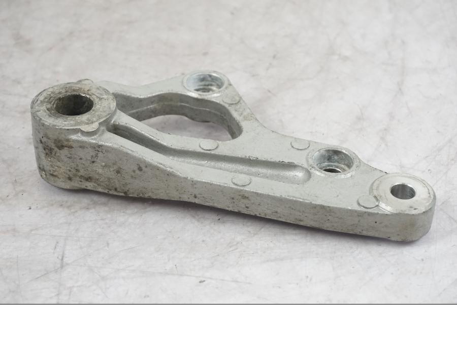 Baksidan på Bromsoksfäste från en Kawasaki ZZR 600 -1993 motorcykel.