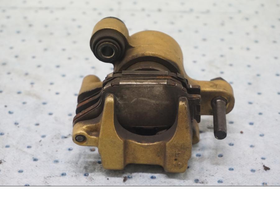 Höger sida på Bromsok från en Honda VTR 1000 F -1997 motorcykel.