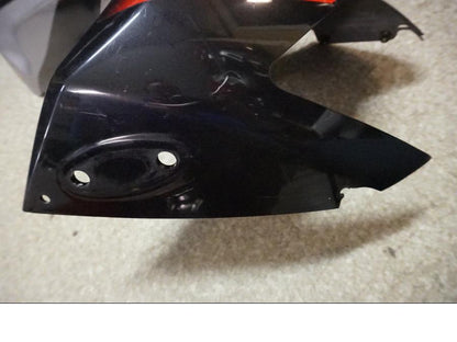 Höger sida på Toppkåpa från en Kawasaki ZR-X 1200 S -2001 motorcykel.