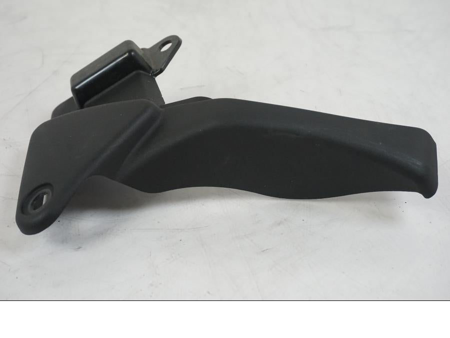 Baksidan på Sidopanel från en Suzuki VZR 1800 -2009 motorcykel.