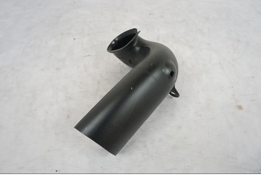 Vänster sida på Luftintag från en Triumph Bonneville T120 -2021 motorcykel.