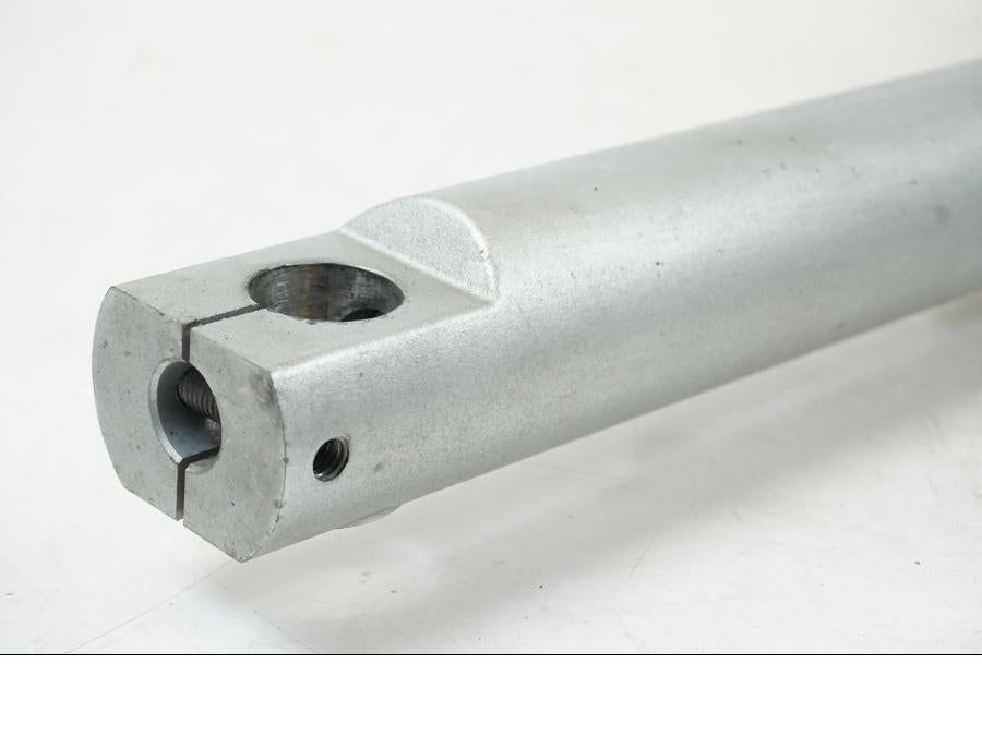 Höger sida på Gaffelben från en BMW F 650 CS -2003 motorcykel.