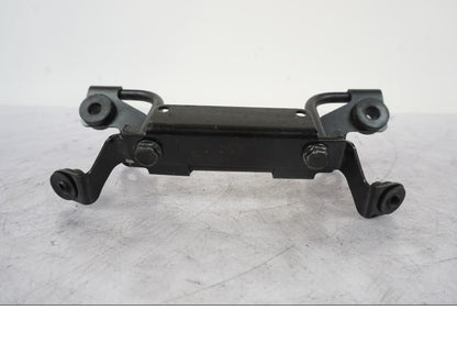 Baksidan på Strålkastarfäste från en Kawasaki Z 800 -2014 motorcykel.