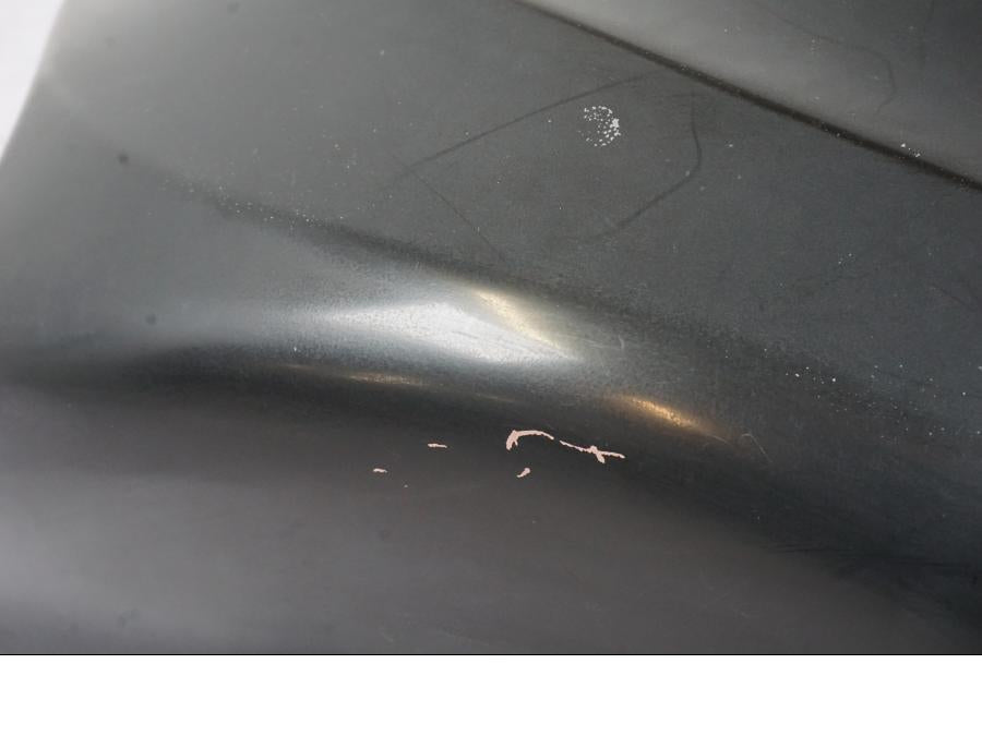 Vänster sida på Tankkåpa från en Suzuki GSX-R 750 -2007 motorcykel.