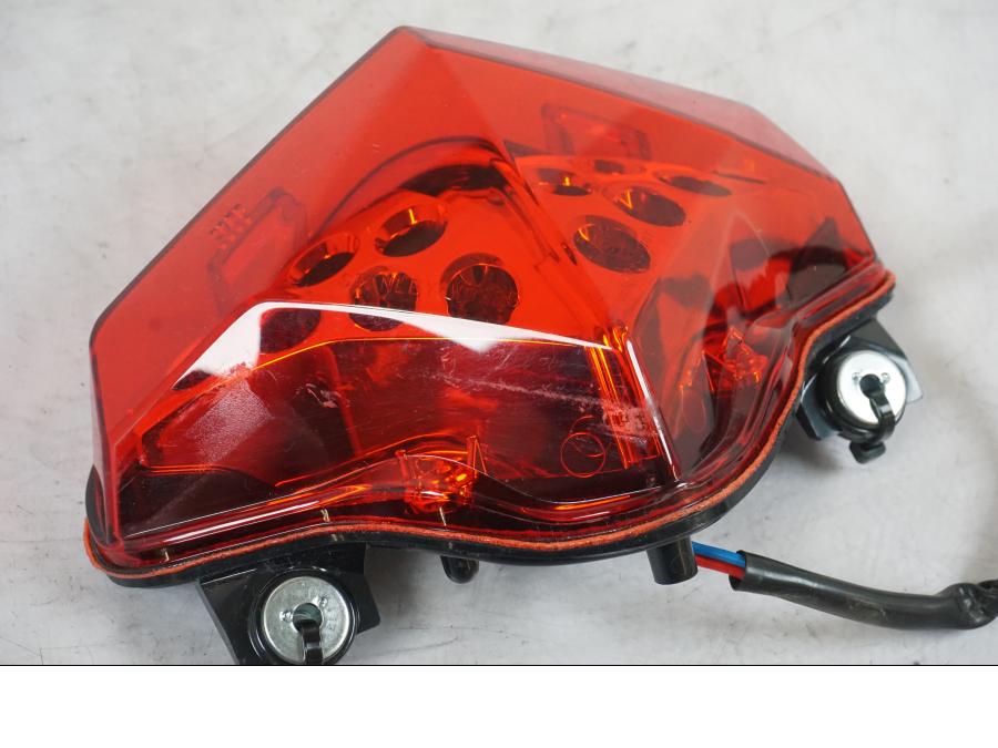 Höger sida på Baklampa från en Kawasaki ER-6N -2016 motorcykel.