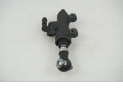 Vänster sida på Bromshuvudcylinder från en Honda CBR 1000 -2005 motorcykel.