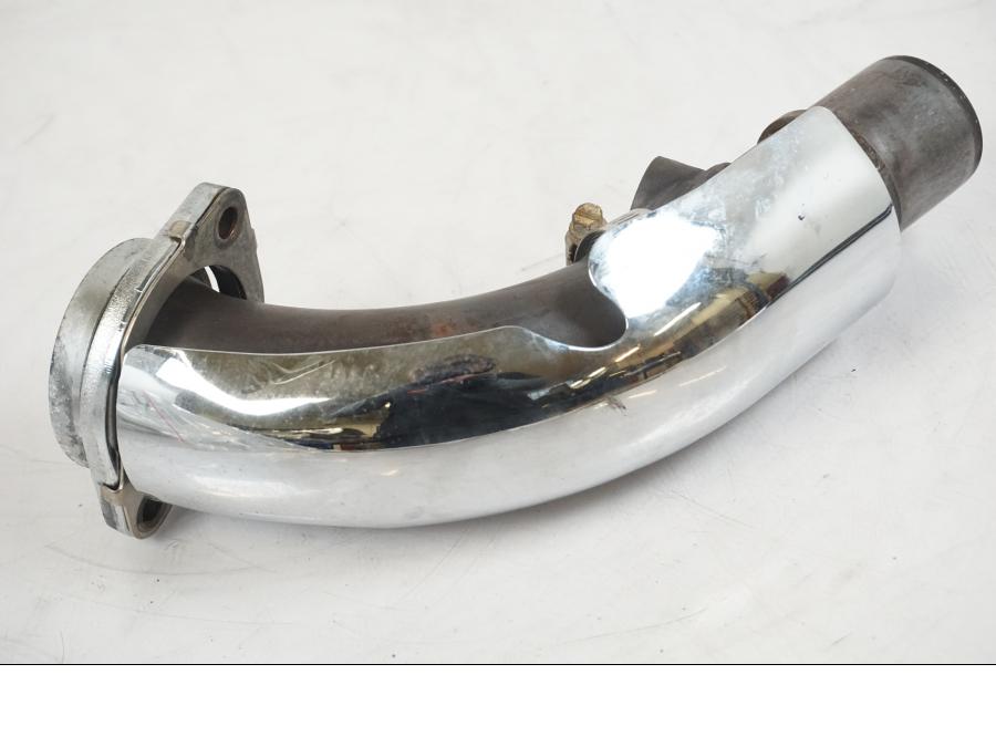 Höger sida på Grenrör från en Suzuki VZR 1800 -2009 motorcykel.