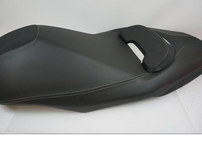 Baksidan på Sadel från en Yamaha X-Max 300 -2018 motorcykel.