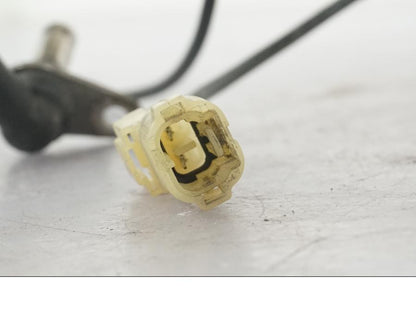 Höger sida på ABS givare från en Triumph Tiger Explorer -2013 motorcykel.