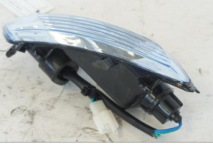 Vänster sida på Blinkers från en Kymco Agility 125 -2019 scooter.