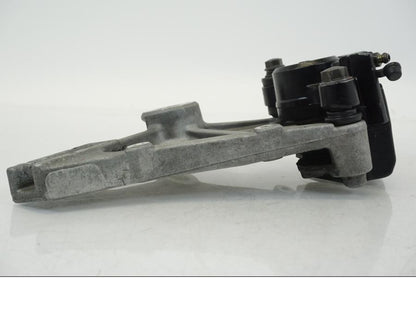 Vänster sida på Bromsok från en Honda CB 750 -2002 motorcykel.