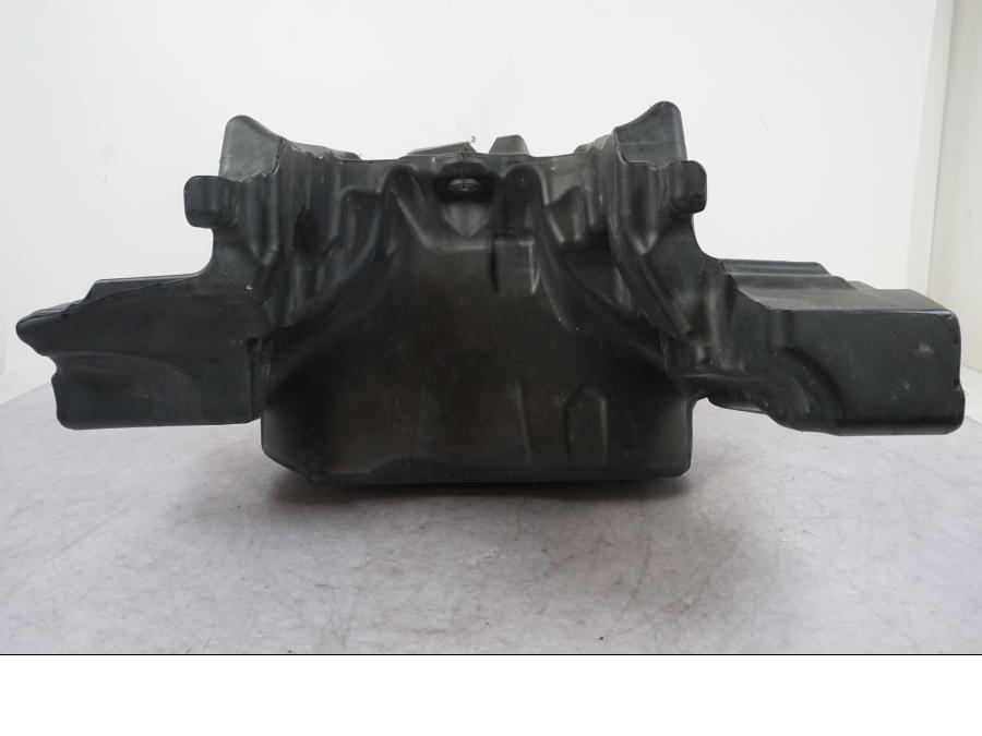 Extrabild2 på Bensintank från en BMW K 1600 GTL -2015 motorcykel.