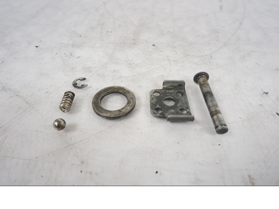 Baksidan på Fotpinne från en Kawasaki ER-6N -2012 motorcykel.