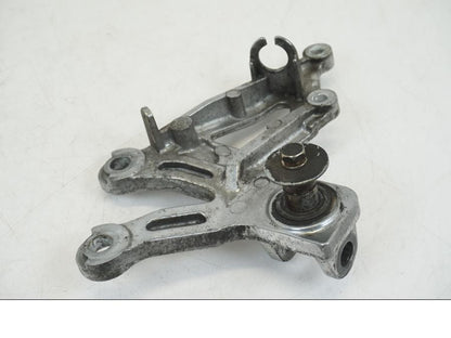 Snett uppifrån på Fotpinnefäste från en Kawasaki ZX-12R -2000 motorcykel.