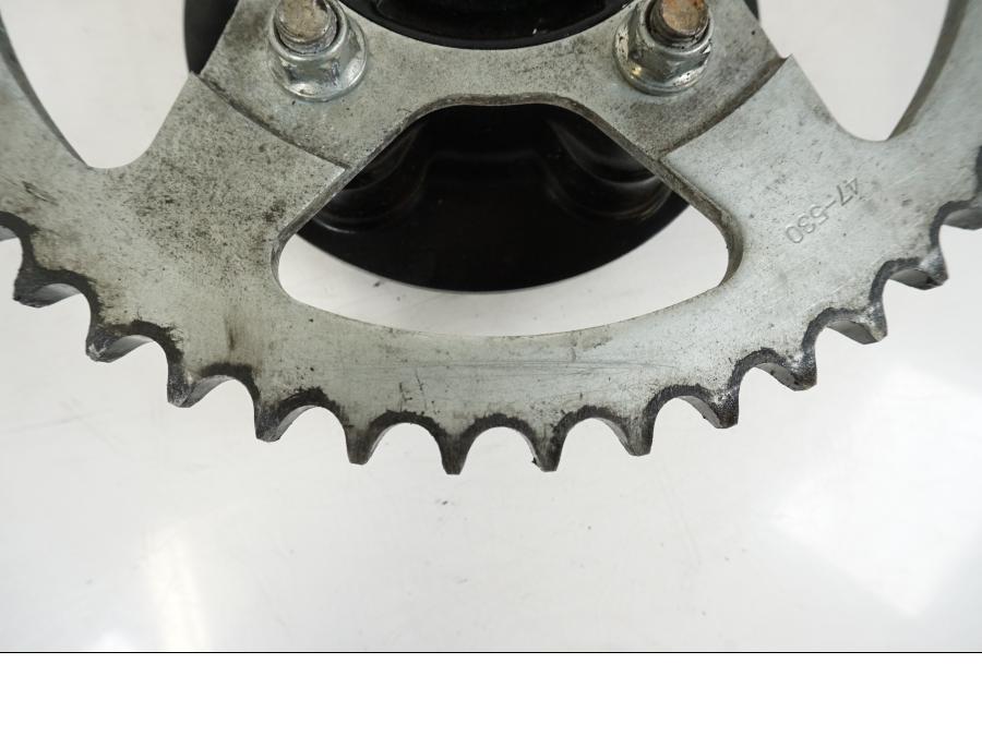 Höger sida på Drevfäste från en Suzuki GSX 600 F -1998 motorcykel.