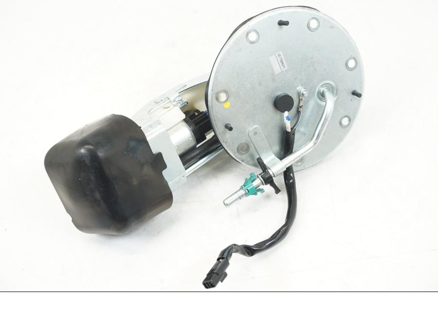 Framsidan på Bensinpump insprut från en Honda CB 600 F -2008 motorcykel.