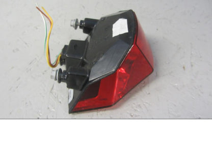 Vänster sida på Baklampa från en KTM 690 Duke -2010 motorcykel.