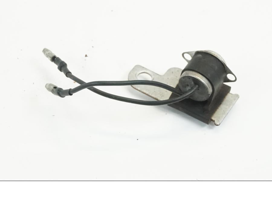 Baksidan på Temperatursensor från en Yamaha XV 750 -1998 motorcykel.