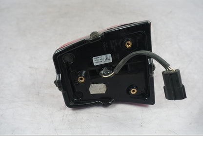 Vänster sida på Baklampa från en Triumph Tiger Explorer -2016 motorcykel.