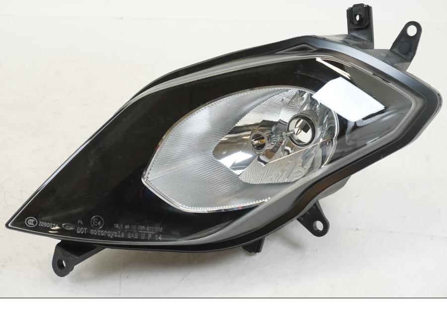 Baksidan på Strålkastare från en BMW S 1000 XR -2014 motorcykel.