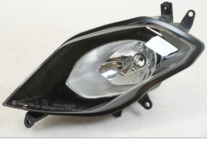 Baksidan på Strålkastare från en BMW S 1000 XR -2014 motorcykel.